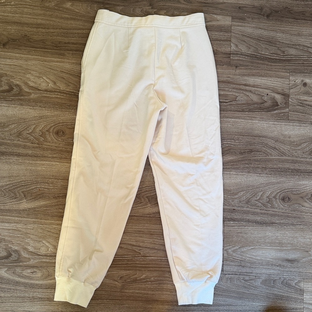 Aritzia Babaton Cream Jogger Pants Size: 8 - Picture 11 of 12